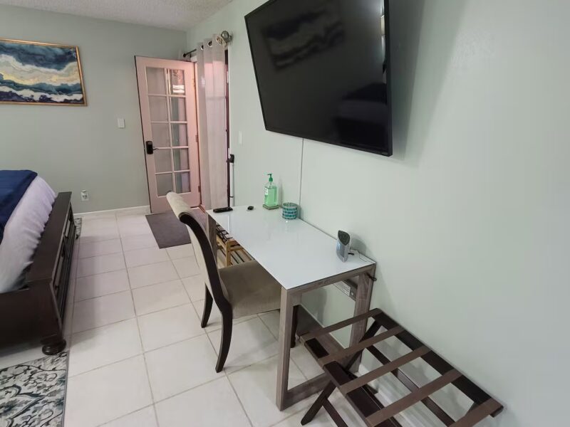 The Cozy Private Room With NO Share Areas.